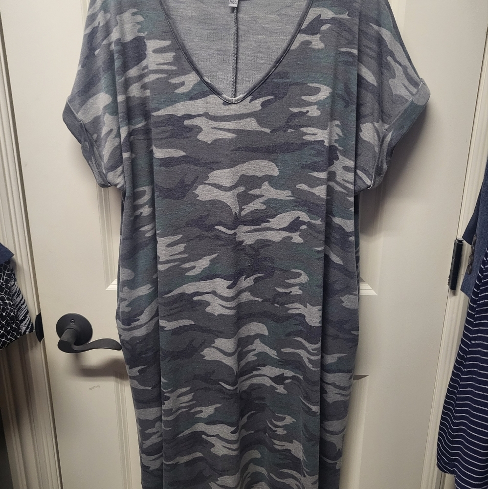Tshirt dress with pockets